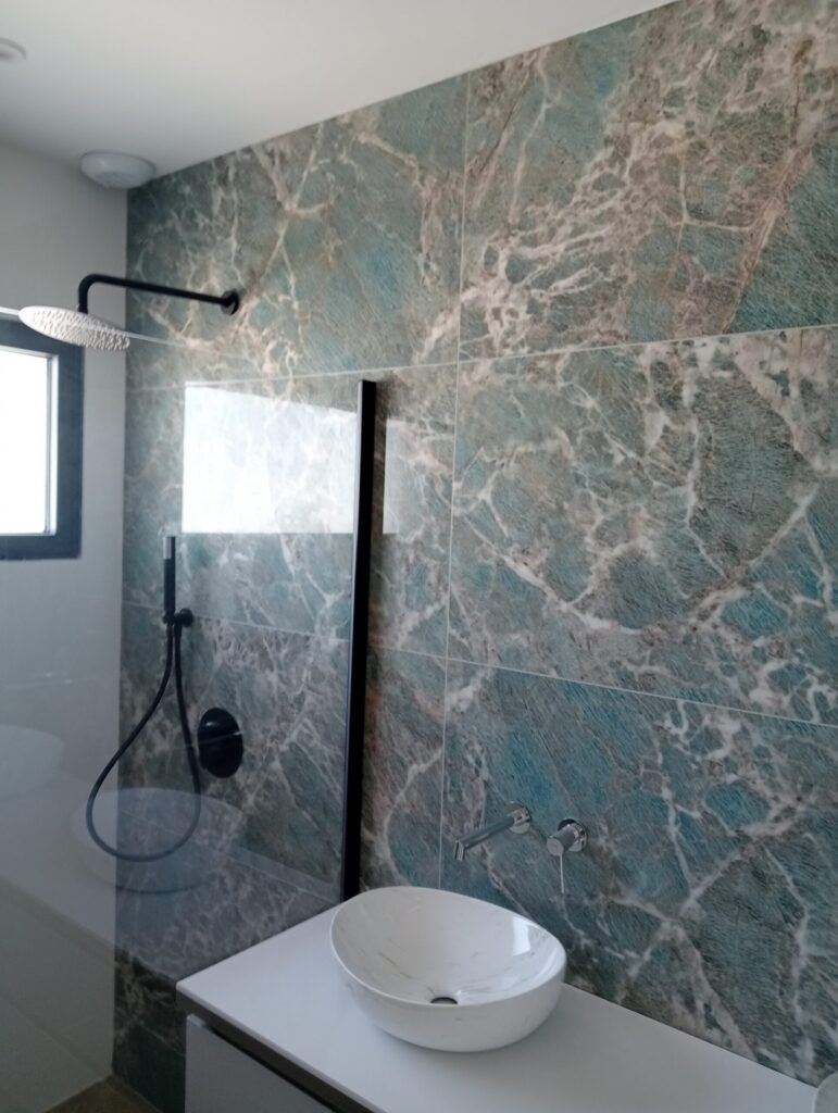 Pose de carrelage salle de bain à Montpellier